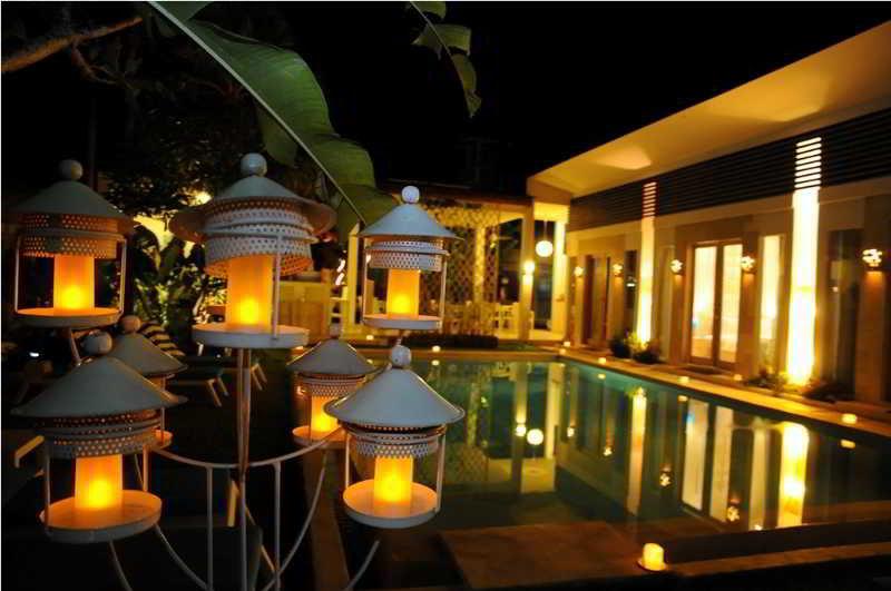Bali V Hotel & Villa Seminyak エクステリア 写真